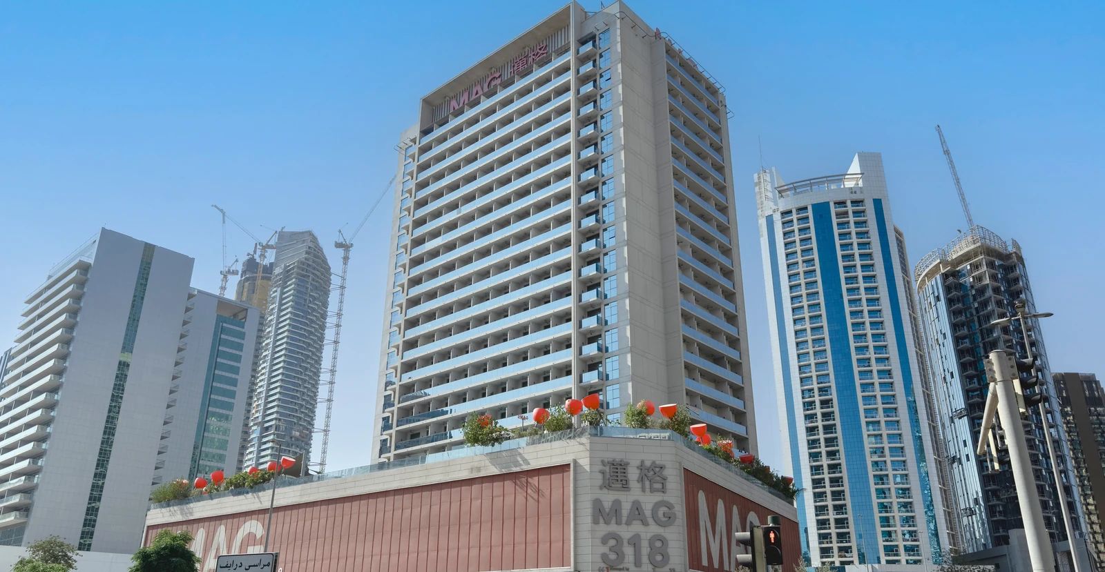 525 Duabi MAG 318_2