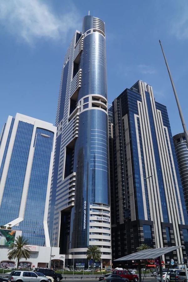 Blue_Tower-Sheikh_Zayed_Road-bld.jpg