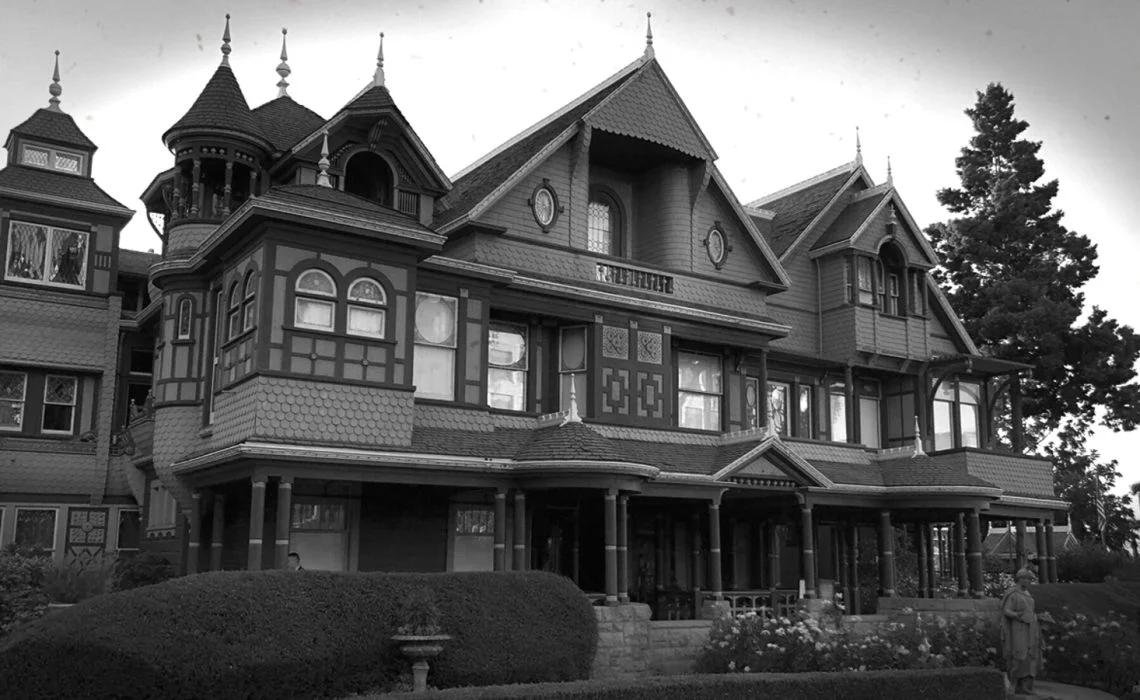 UAE's Most Haunted Homes: A Spooky Tour of the Creepiest Properties