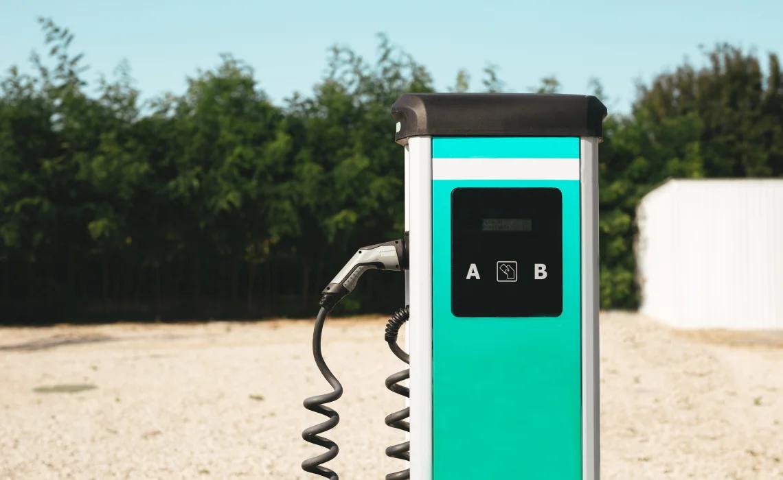 Electric Vehicle Charging Stations in Dubai