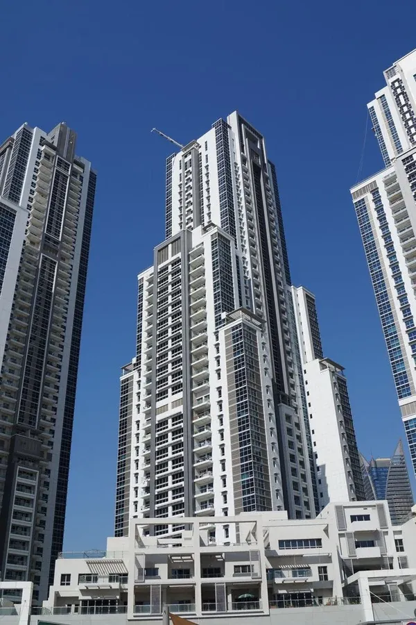 Executive_Tower_J-Business_Bay-bld.jpg
