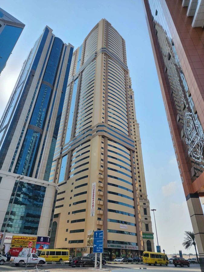 Al_Memzar_Tower-Al_Taawun-bld.jpg