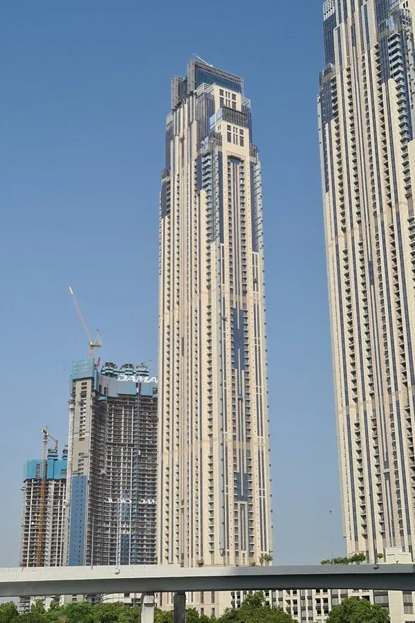 Amna_Tower-Business_Bay-bld.jpg