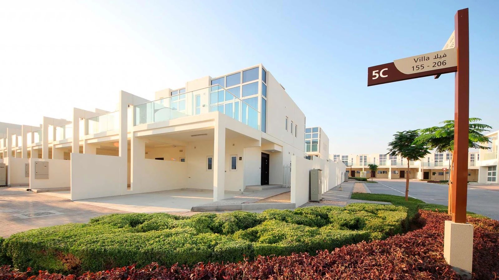 Pacifica_Townhouses-DAMAC_Hills_2__Akoya_Oxygen_-bld.jpg