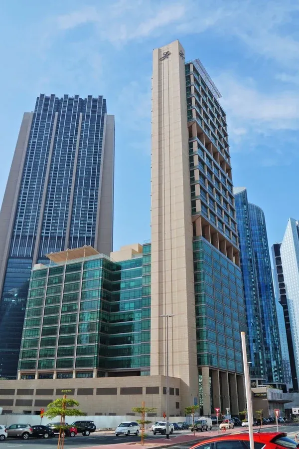 Liberty_House-Dubai_International_Financial_Center_-_DIFC-bld.jpg