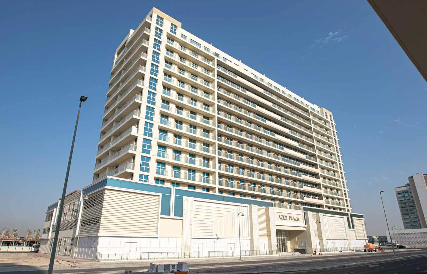 Azizi_Plaza-Al_Furjan-bld.jpg