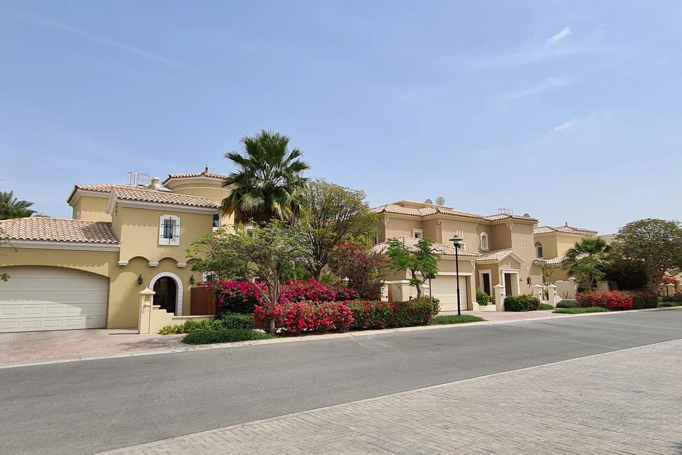 Alvorada_1_Villas-Arabian_Ranches-bld.jpg