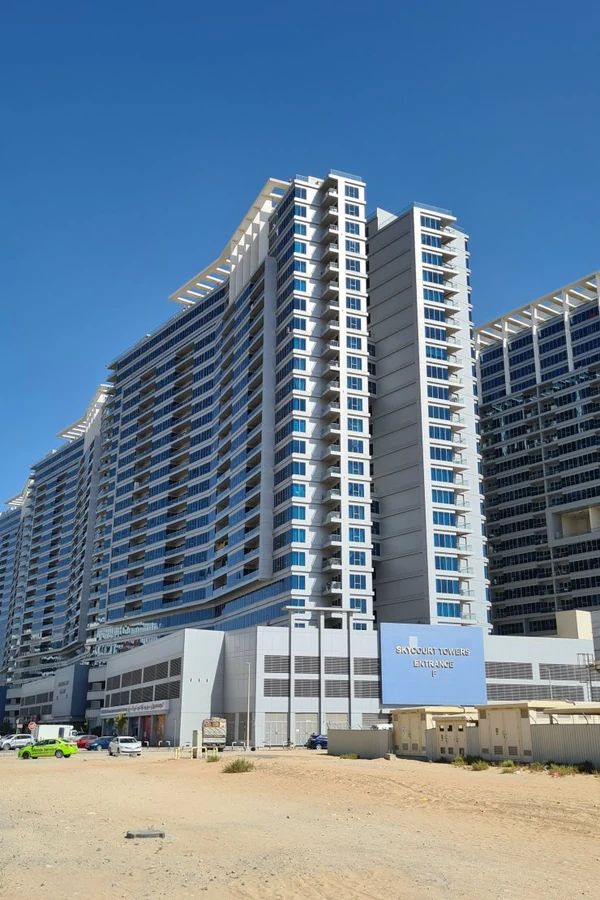 Skycourt_Towers_F-Dubai_Land_Residence_Complex-bld.jpg