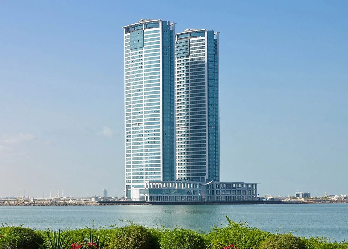 Julphar_Towers-Al_Nakheel-bld.jpg