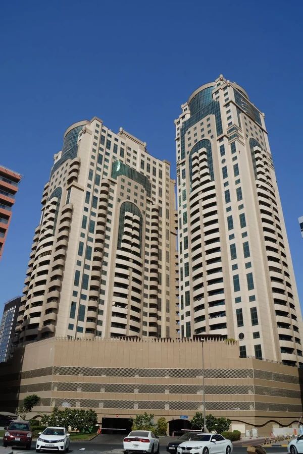 Al_Shaiba_Tower_B-Barsha_Heights_TECOM-bld.jpg