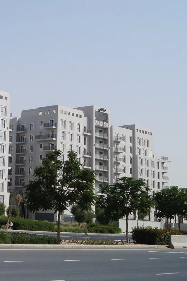 Safi_Apartments_2-Town_Square-bld.jpg