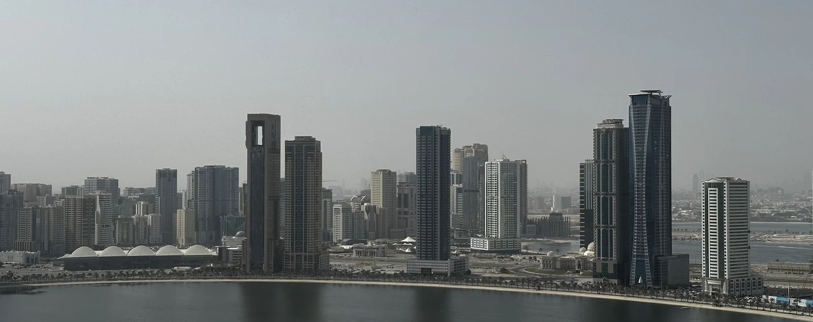 285-Al_Khan-Sharjah-bld.jpg
