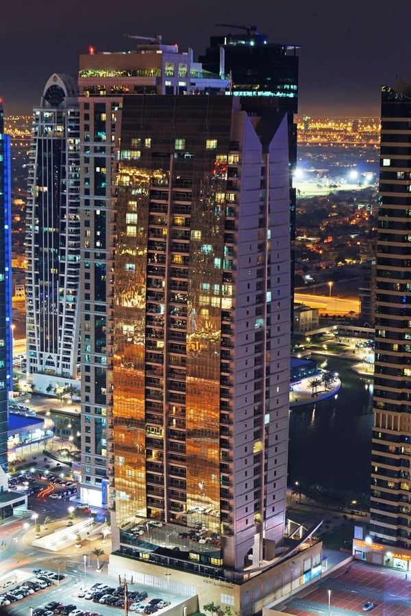 Global_Lake_View-Jumeirah_Lake_Towers_-_JLT-bld.jpg