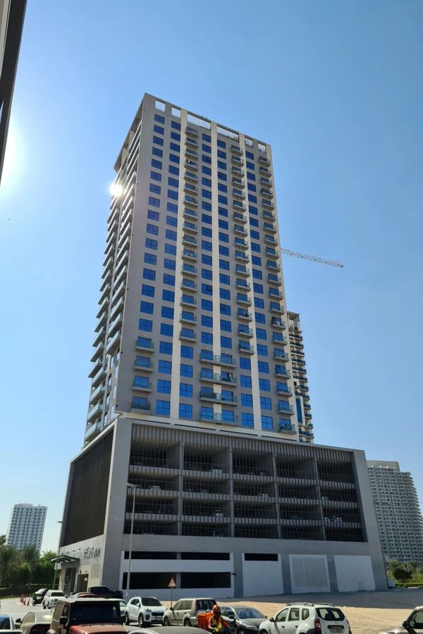 Jeewar_Tower-Jumeirah_Village_Circle_-_JVC-bld.jpg