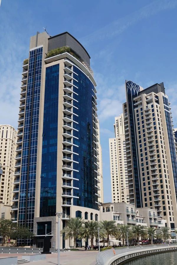 Delphine_Tower-Dubai_Marina-bld.jpg