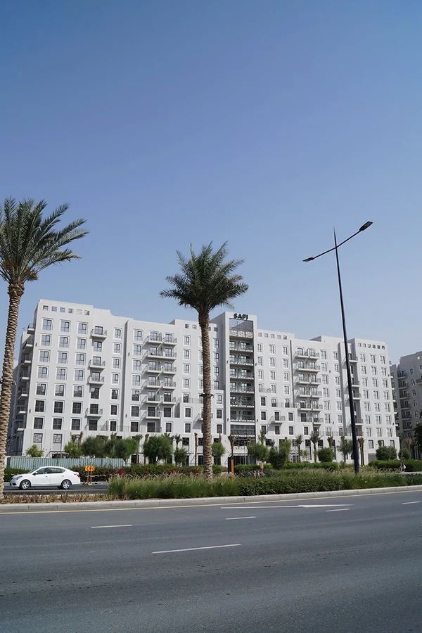 Safi_Apartments_1-Town_Square-bld.jpg
