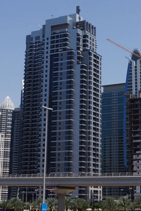 Green_Lakes_1-Jumeirah_Lake_Towers_-_JLT-bld.jpg