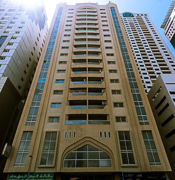 Al_Saqer_Tower-Al_Mamzar-Sharjah-bld.jpg