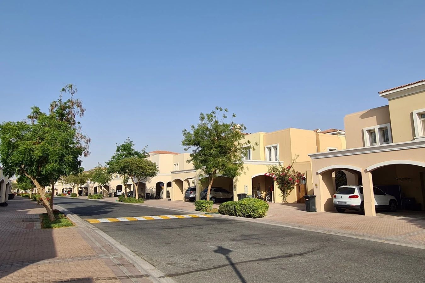 Al_Reem_3_Villas-Arabian_Ranches-bld.jpg