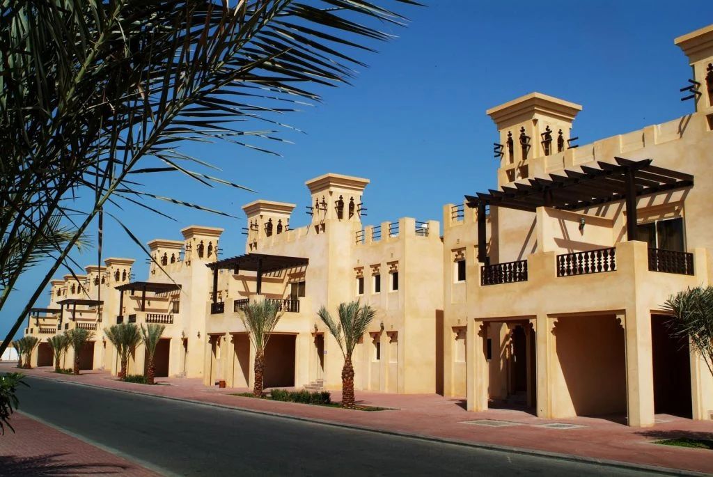 Al_Hamra_Village_Town_Houses-Al_Hamra_Village-bld.jpg