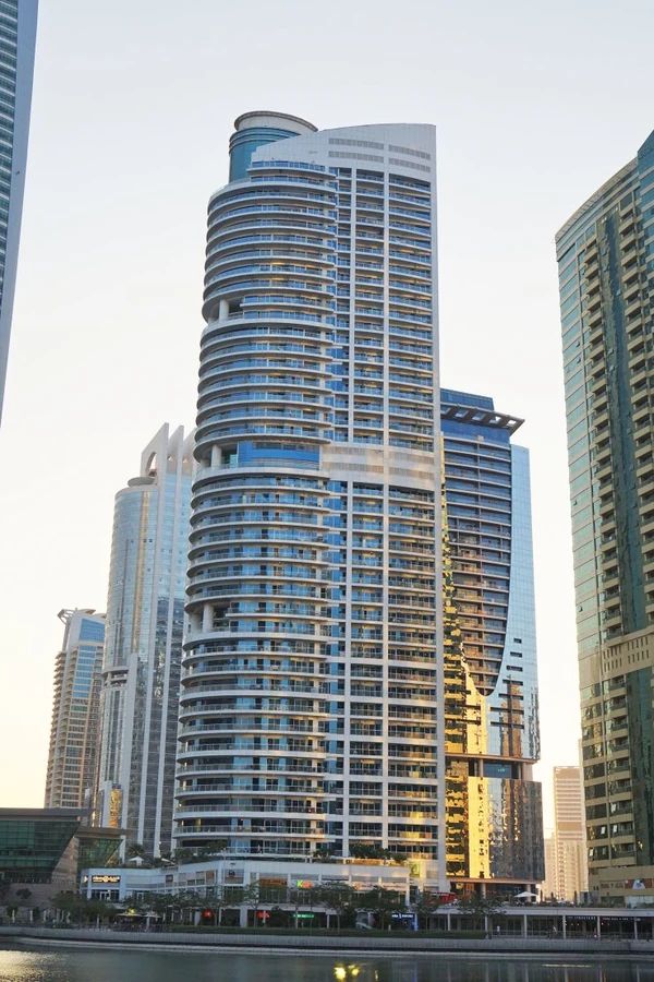 Lake_Terrace-Jumeirah_Lake_Towers_-_JLT-bld.jpg