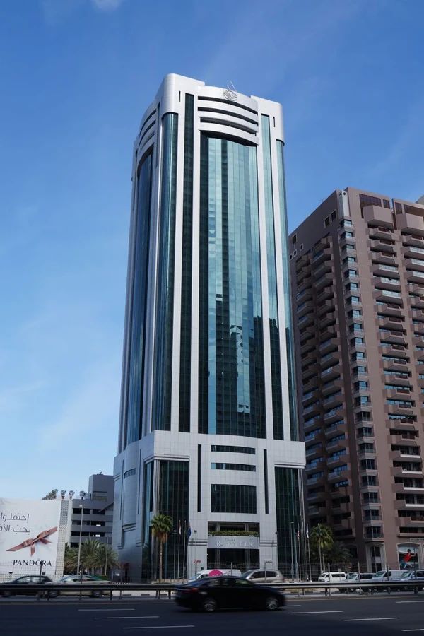 Towers_Rotana-Sheikh_Zayed_Road-bld.jpg