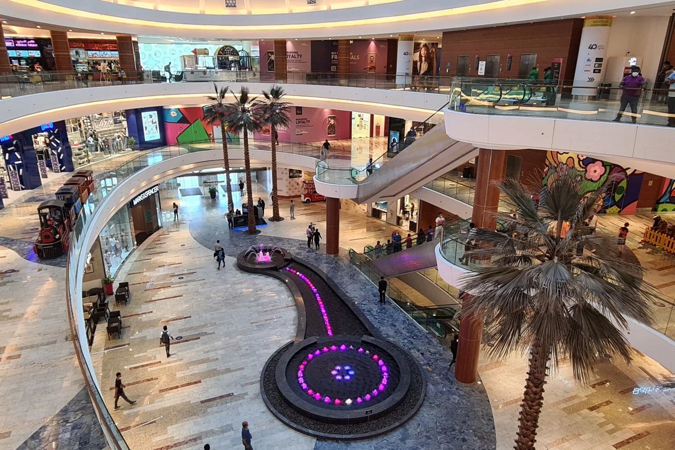 Al_Ghurair_Center-Deira-bld.jpg