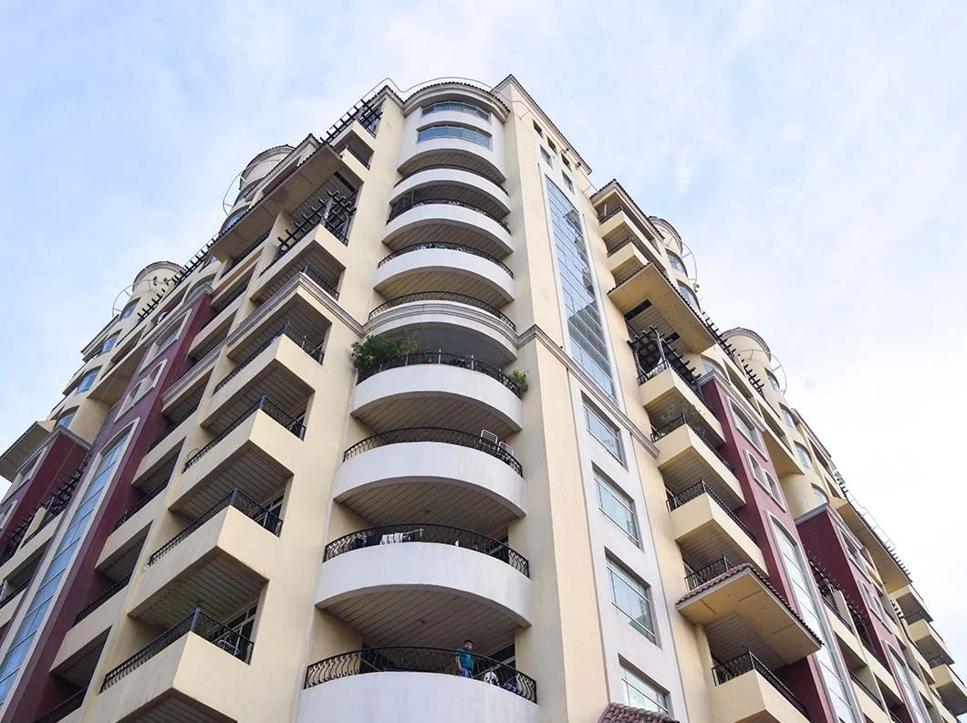 Al_Zarouni_Building_-_Al_Qusais-Al_Qusais_Industrial_Area-bld