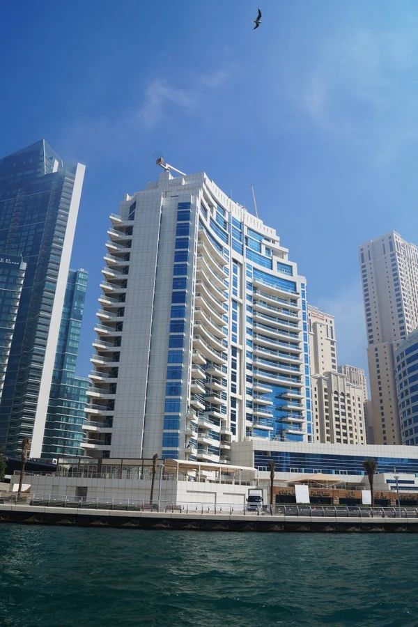 Dorra_Bay_Tower-Dubai_Marina-bld.jpg
