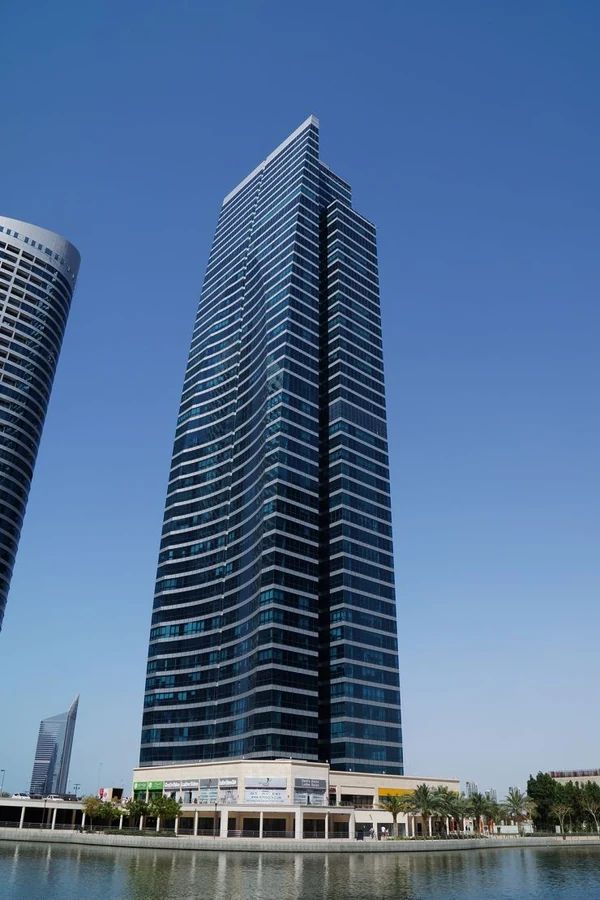 Jumeirah_Bay_X2-Jumeirah_Lake_Towers_-_JLT-bld.jpg