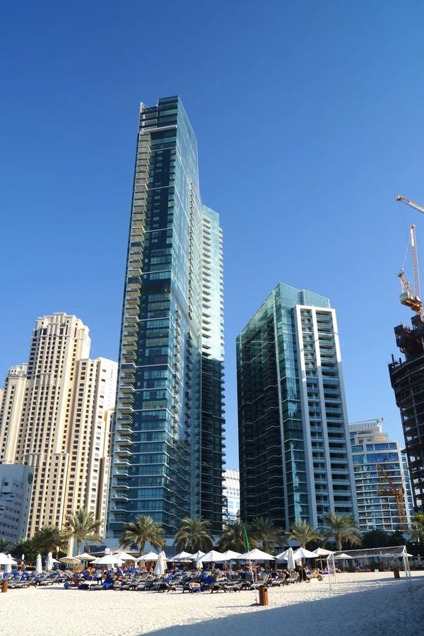Al_Bateen_Towers-Jumeirah_Beach_Residence_-_JBR-bld.jpg
