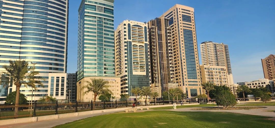 Al_Maha_Tower_A_-_Sharjah-Al_Taawun-bld.jpg
