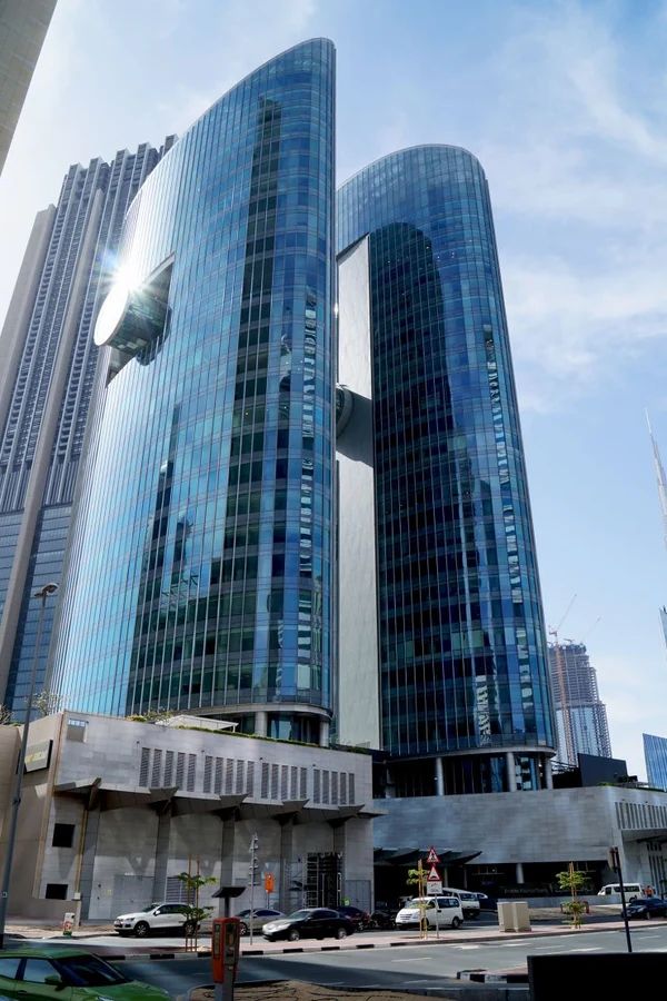 Emirates_Financial_Towers_-_North-Dubai_International_Financial_Center_-_DIFC-bld.jpg