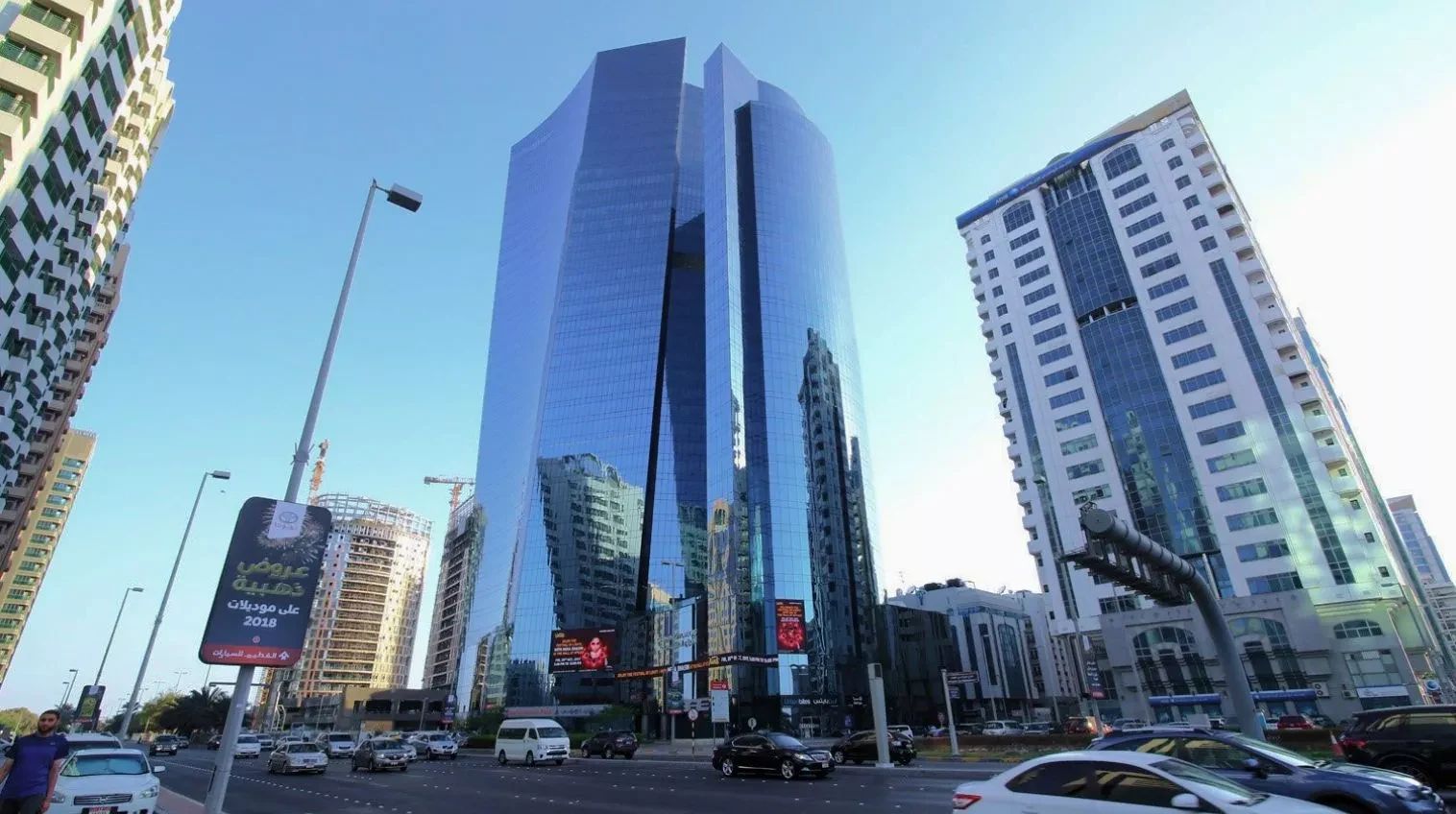 Shining_Towers-Al_Khalidiyah-bld.jpg