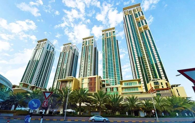 Marina_Blue_Tower-Al_Reem_Island-bld.jpg